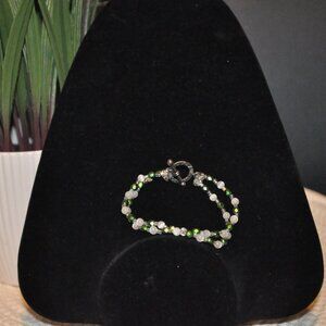Child's Green and White Beaded Bracelet